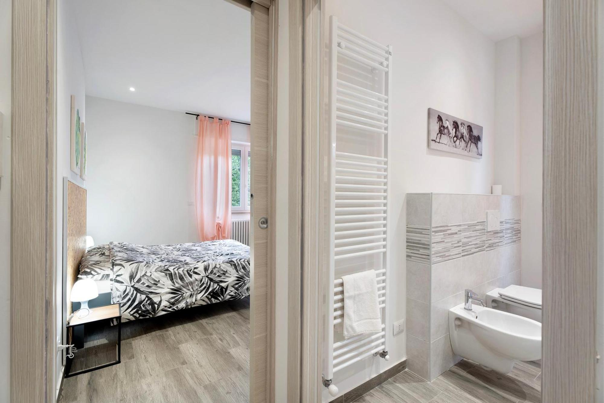 Sweet Home Apartments Peperoncino Arona Luaran gambar
