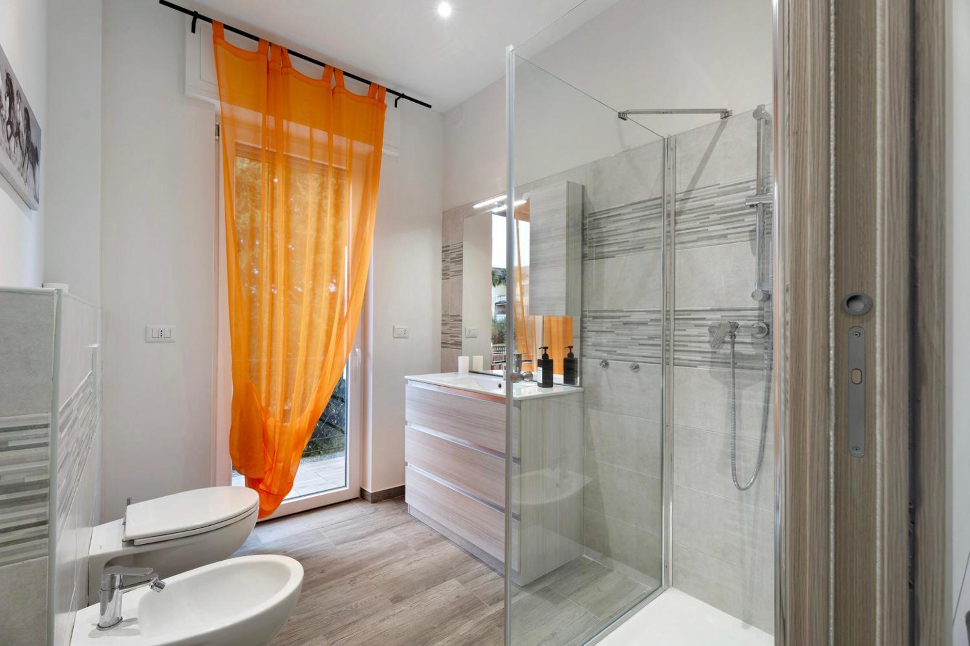 Sweet Home Apartments Peperoncino Arona Luaran gambar