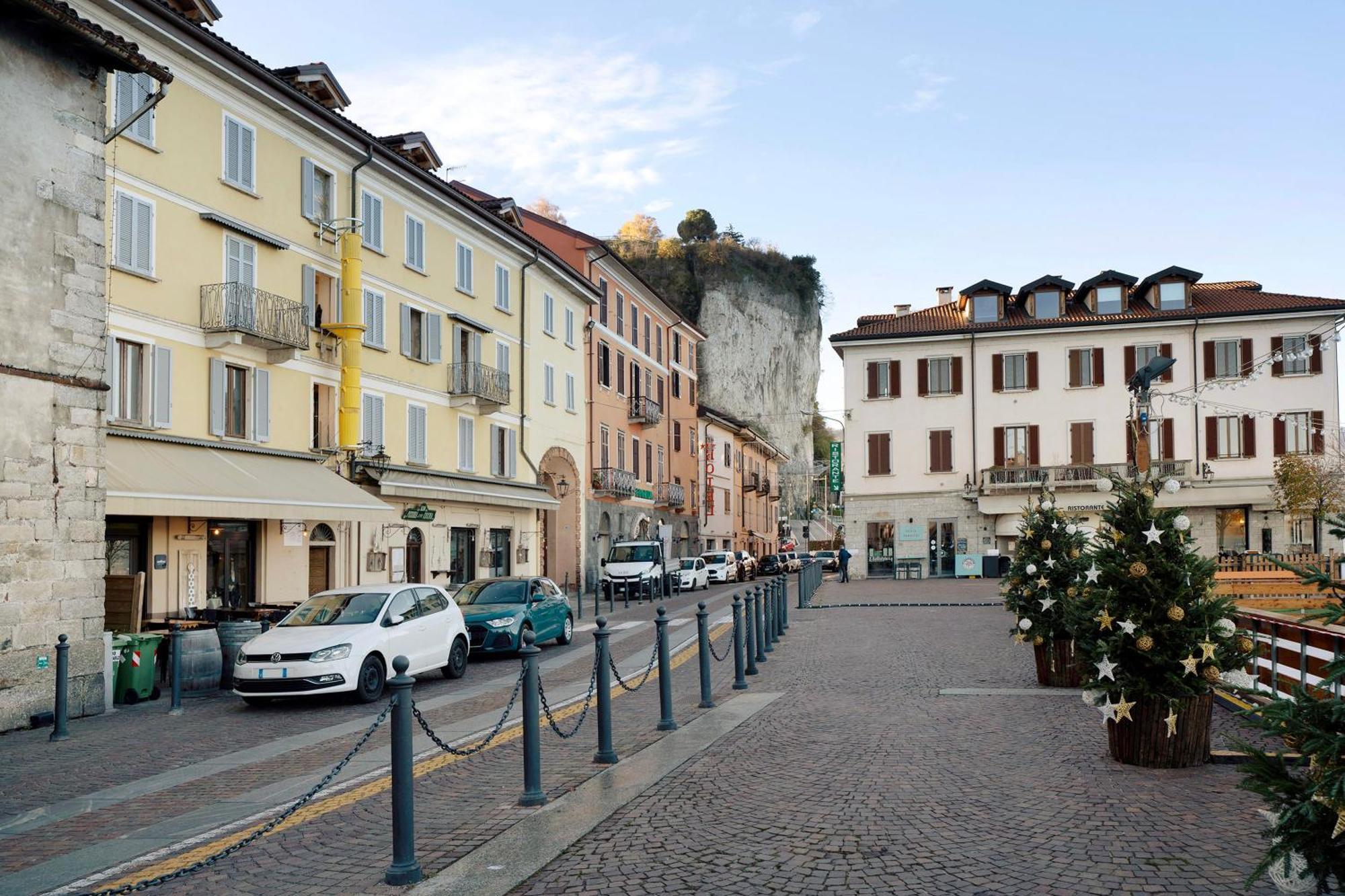 Sweet Home Apartments Peperoncino Arona Luaran gambar